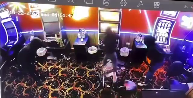 Masked Thieves Use Sledgehammer To Steal Cash From Game Machines At Dolton Lounge