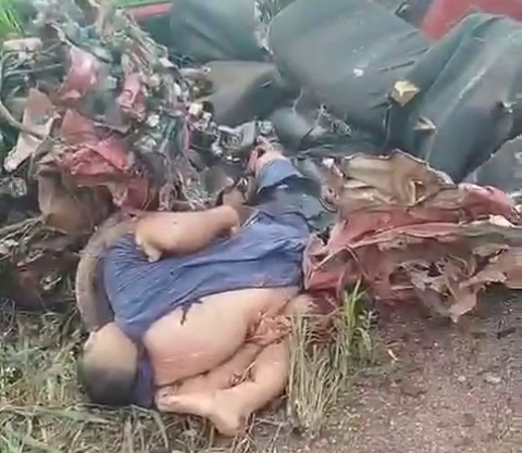 Two People Traveling In A Car Died In A Collision With A Truck