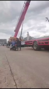 A 29-Year-Old Worker Is Crushed By A Steel Plate That Falls On Him