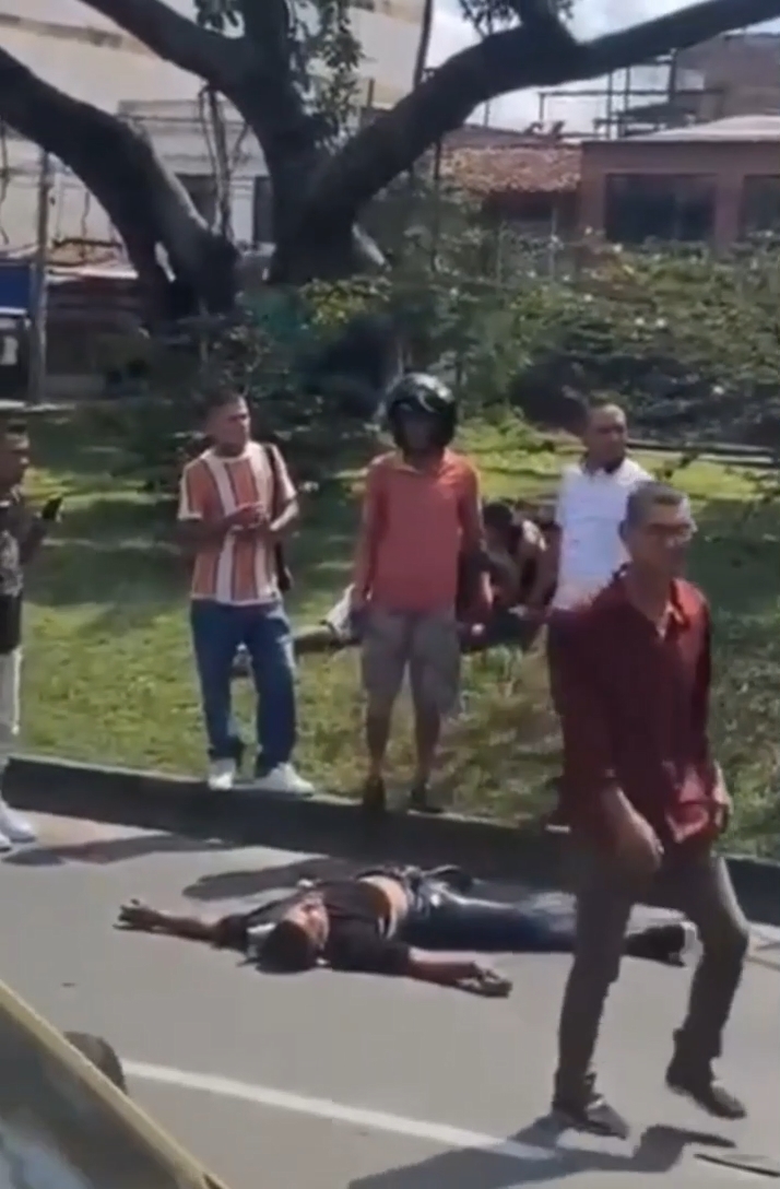 Two Motorcyclists Died On The Southeast Highway. Colombia