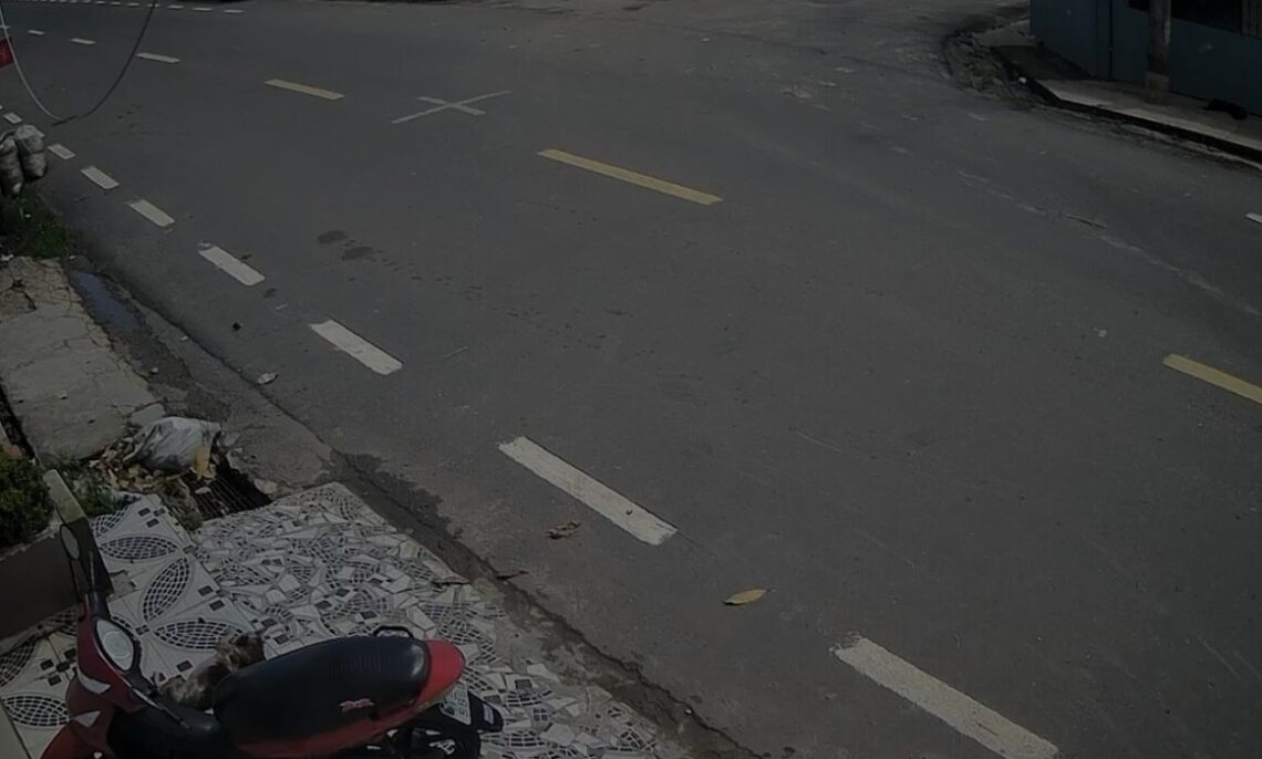 C.W! The Car Shot Down A 2 Year Old Baby And Disappeared From The Scene. Fortunately The Baby Survived