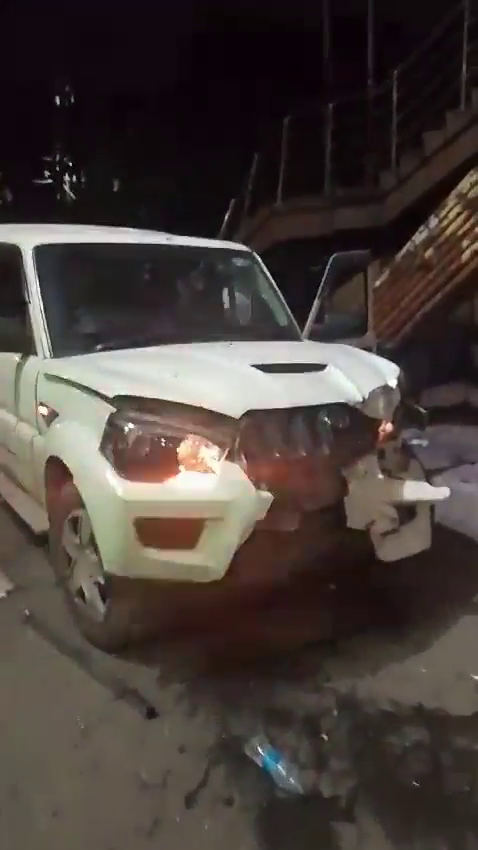 Two People Died In A Two-Vehicle Collision Under A Bridge. China