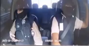 As A Result Of An Armed Attack On Security Guards In A Car, One Died And The Other Is In Hospital. Ecuador