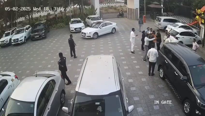 C.W! A 5-Year-Old Child Died Under The Wheels Of A Car In The Hotel Parking Lot