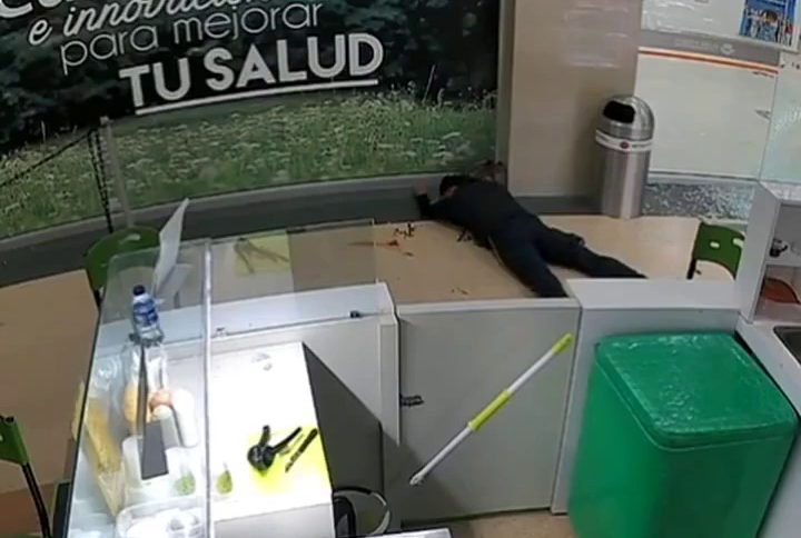 Armored Truck Employee Shot During Robbery In Colombia