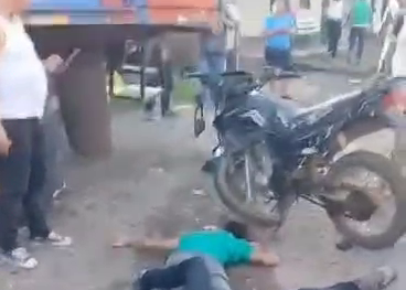 Two Motorcyclists Were Killed After Crashing Into A Truck, And One Of Them Was Decapitated