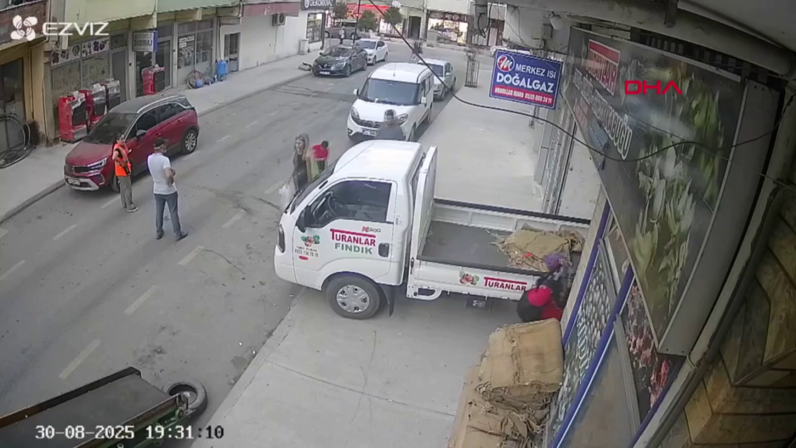 A 35-Year-Old Man Was Shot And Killed In Front Of His Wife And Child