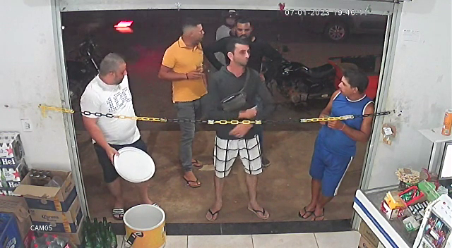 A Motorcyclist Shot And Robbed A Passerby