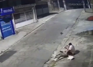 Psychopath Sexually Assaults Woman In Brazil 1 Psychopath Sexually Assaults Woman In Brazil