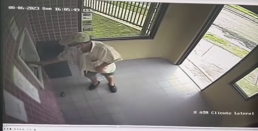 Lame Criminal Almost Burned Himself When Setting Fire To An ATM