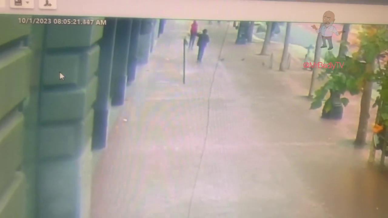 A Lunatic Stabbed 3 People And Attacked One Elder In A Wheelchair