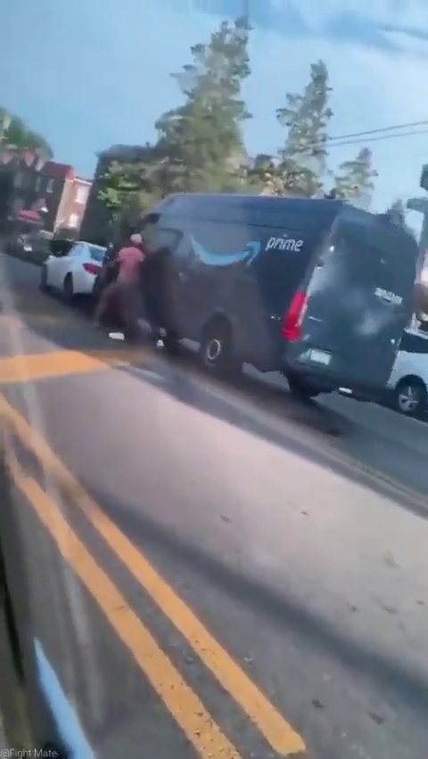 Two Women Attempt To Hijack An Amazon Driver