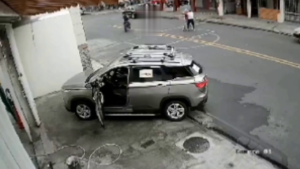 A Man Was Robbed While He Was Waiting For His Car To Be Washed 1 A Man Was Robbed While He Was Waiting For His Car To Be Washed