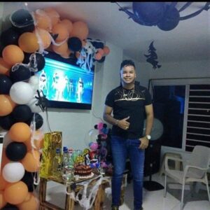 A Man Is Shot By A Robber For A Gold Chain. Colombia