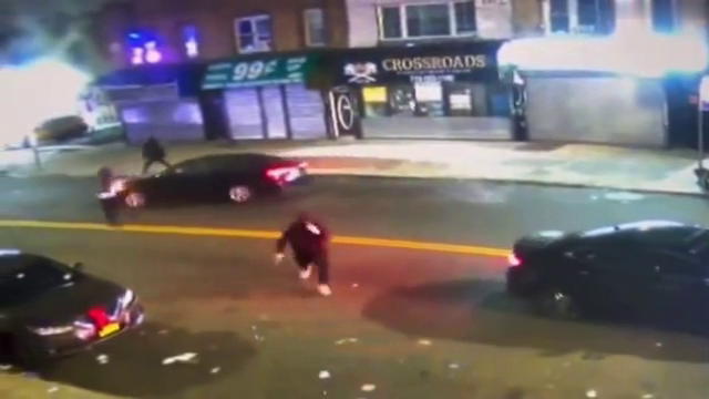 Man Wounded Woman Killed In Shooting In Richmond Hill, Queens