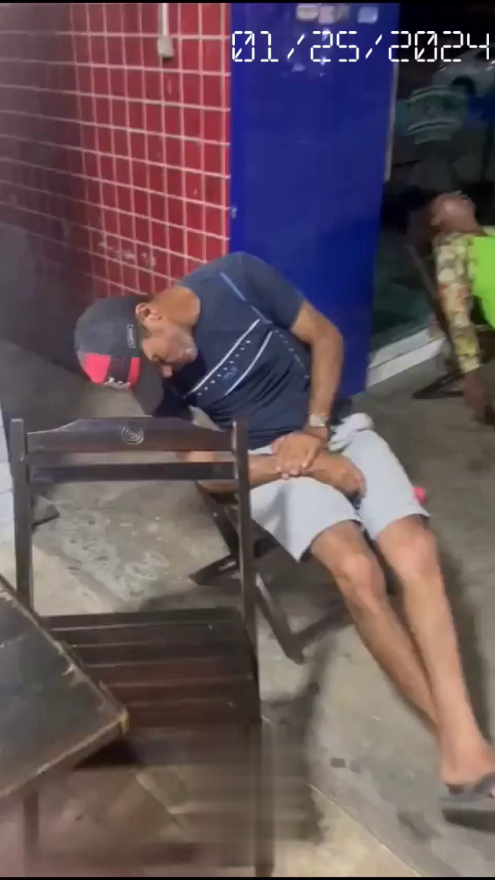 Dramatic Robbery Story. The Victim And The Robber Are Dead