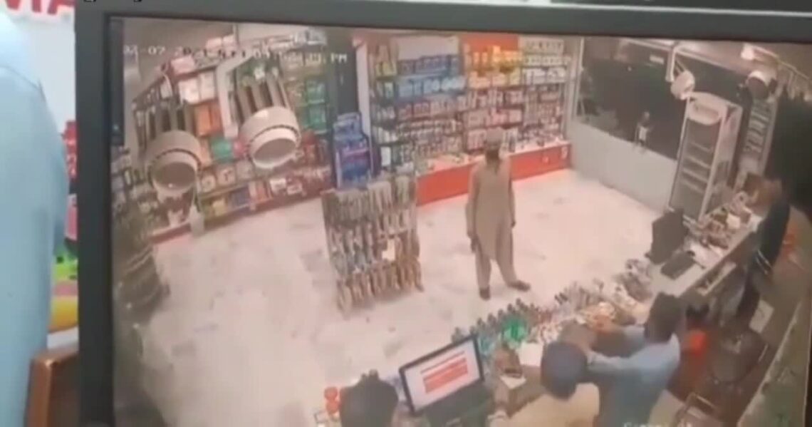 Tried robbery backfires in pakistan