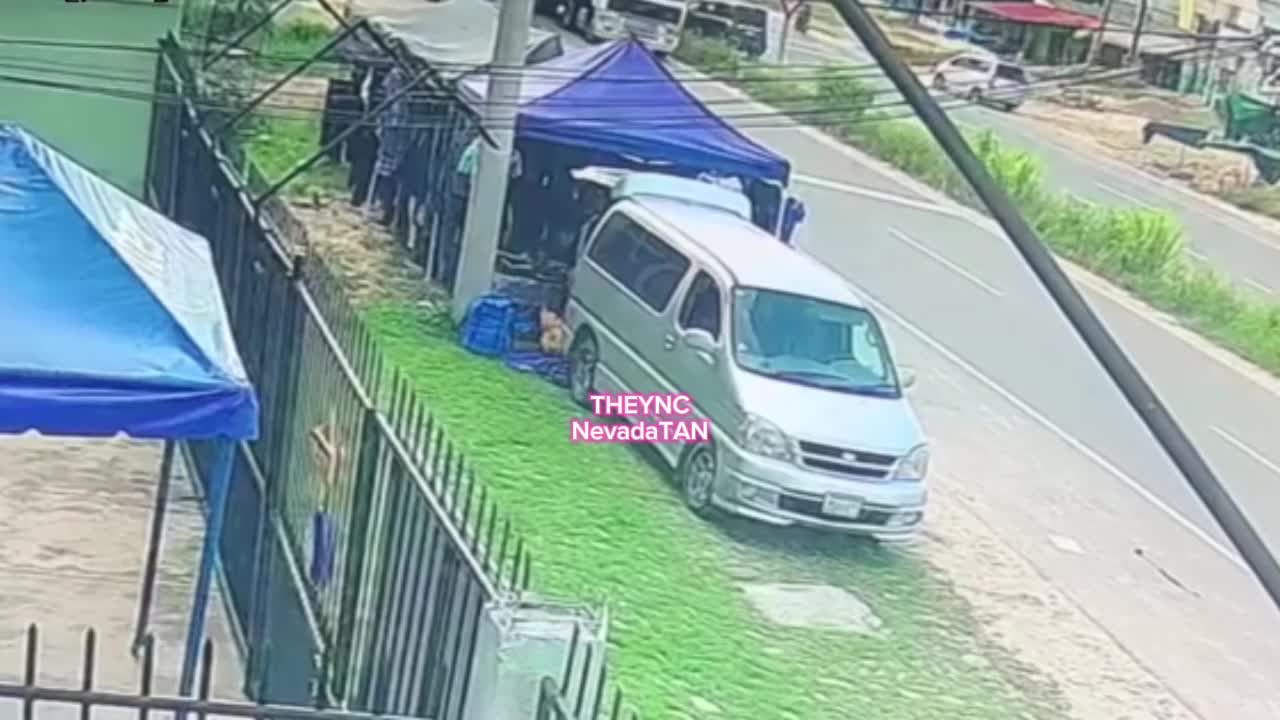 Brains expelled after man commits suicide by leaping