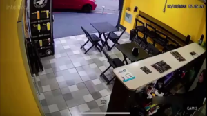 A Girl Sales Clerk Ran Away From A Man Who Tried To Rape Her