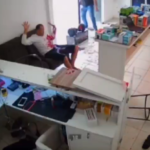 The Robber Was Seriously Injured By The Owner Of The Place During The Robbery